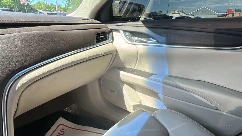 2014 Cadillac XTS Standard