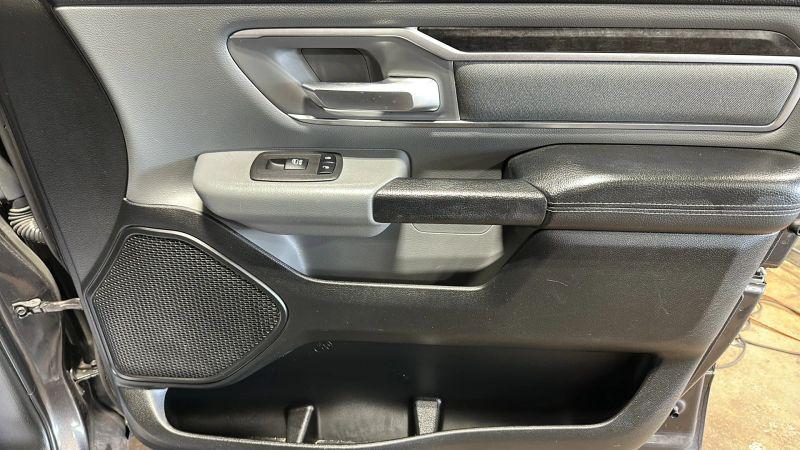 2019 Ram 1500 Big Horn/Lone Star Crew Cab 4x4 57 Box