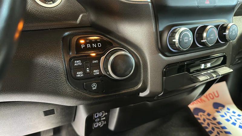 2019 Ram 1500 Big Horn/Lone Star Crew Cab 4x4 57 Box