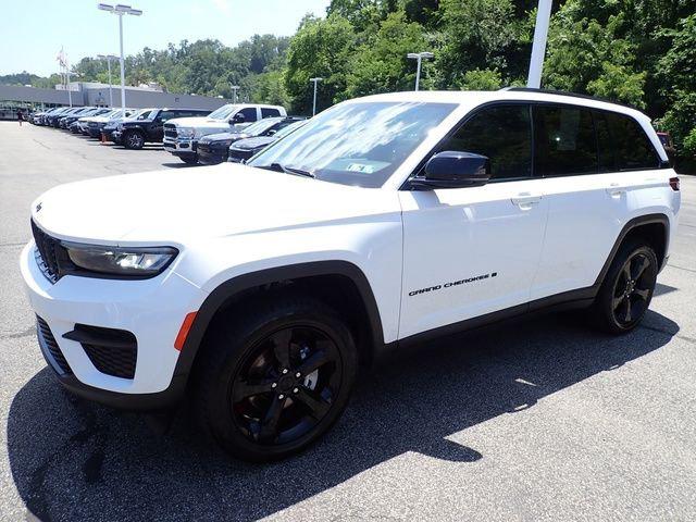 2023 Jeep Grand Cherokee Altitude 4x4