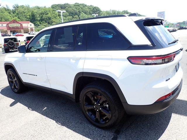 2023 Jeep Grand Cherokee Altitude 4x4