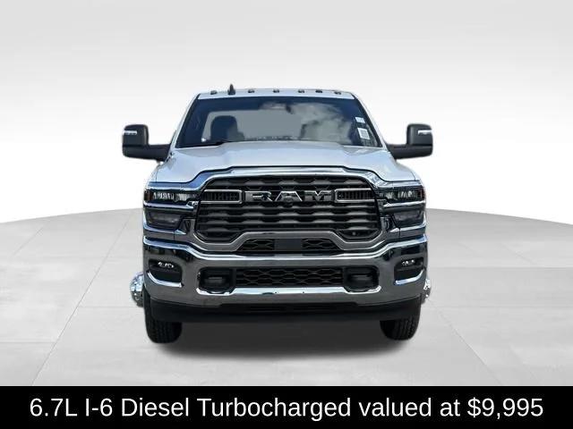 2026 RAM 3500 Chassis RAM 3500 TRADESMAN CREW CAB CHASSIS 4X4 60 CA