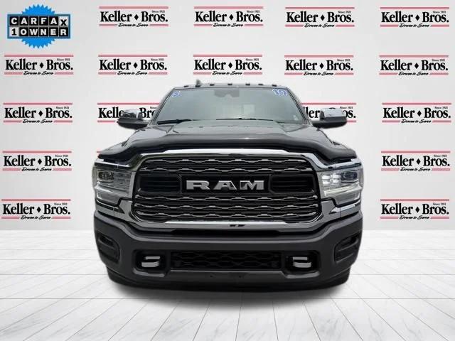 2019 RAM 3500 Limited Mega Cab 4x4 64 Box 2019 RAM 3500 Limited Mega Cab 4x4 64 Box