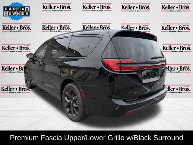 2024 Chrysler Pacifica Touring L AWD