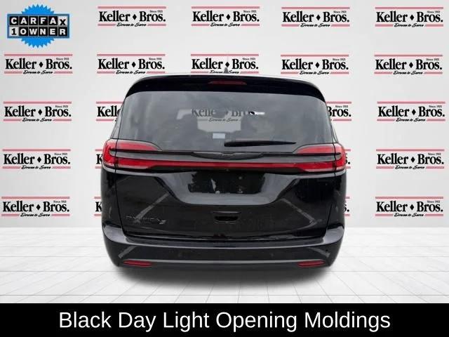 2024 Chrysler Pacifica Touring L AWD