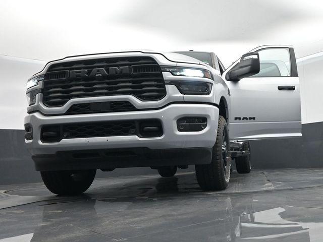2026 Ram 2500 Big Horn Crew Cab 4x4 64 Box