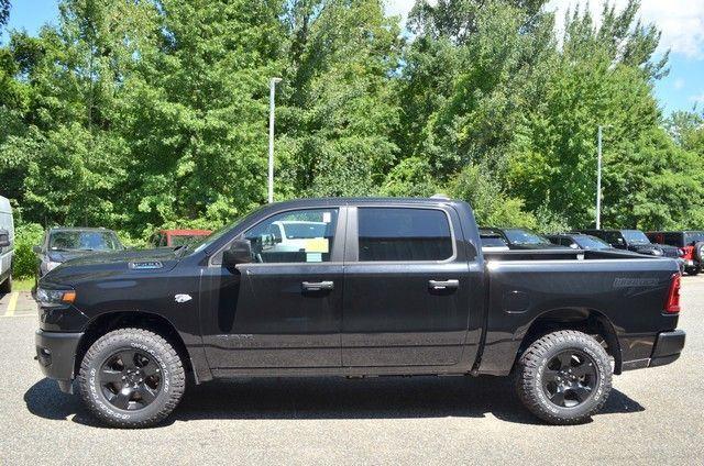 2026 Ram 1500 Warlock Crew Cab 4x4 5'7" Box