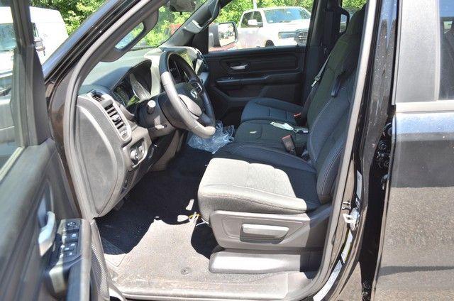 2026 Ram 1500 Warlock Crew Cab 4x4 5'7" Box
