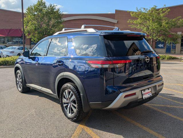 2023 Nissan Pathfinder SL 4WD