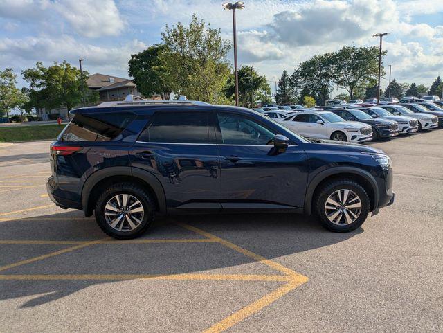 2023 Nissan Pathfinder SL 4WD