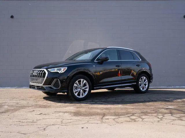 2025 Audi Q3 Premium 45 TFSI S line quattro Tiptronic for sale in Louisville, KY
