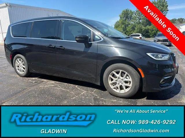 2023 Chrysler Pacifica Touring L for sale in GLADWIN, MI