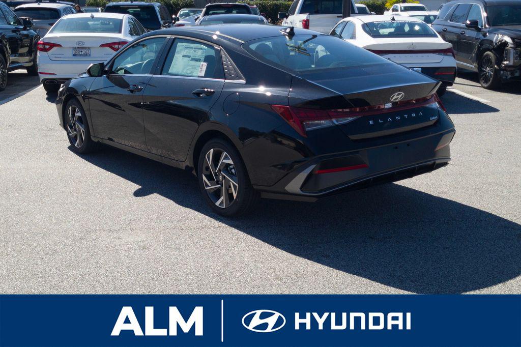 New 2026 Black Hyundai Limited image 9
