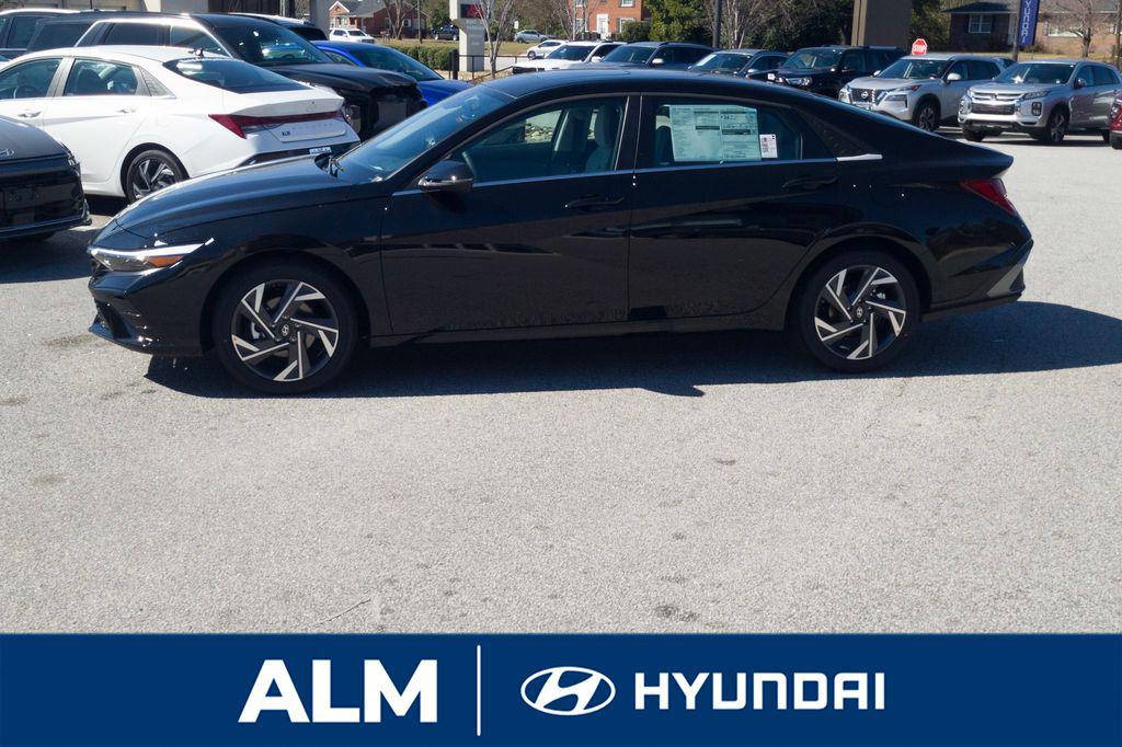 New 2026 Black Hyundai Limited image 10