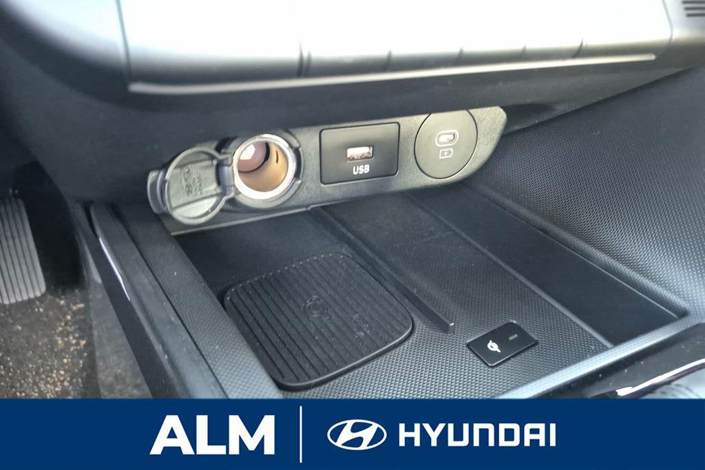 New 2026 Black Hyundai Limited image 25