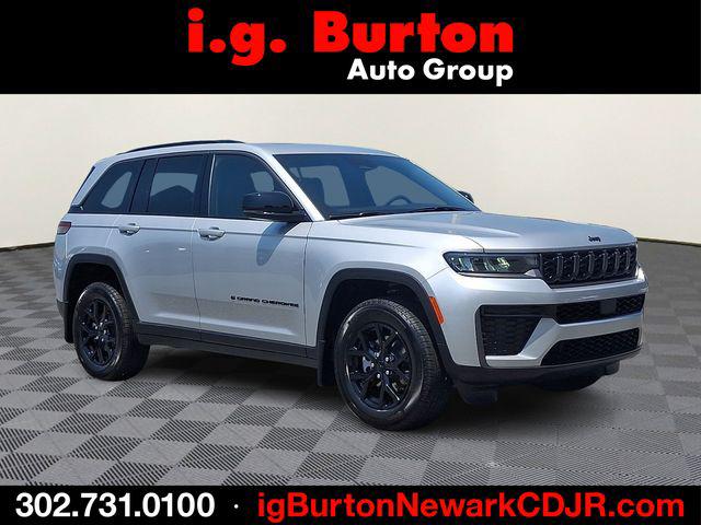 2026 Jeep Grand Cherokee Altitude 4x4 for sale in Newark, DE