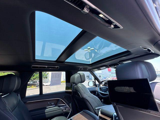 2024 Land Rover Range Rover P530 Autobiography