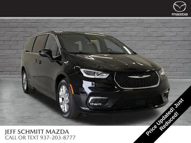 2026 Chrysler Pacifica Limited for sale in Beavercreek, OH