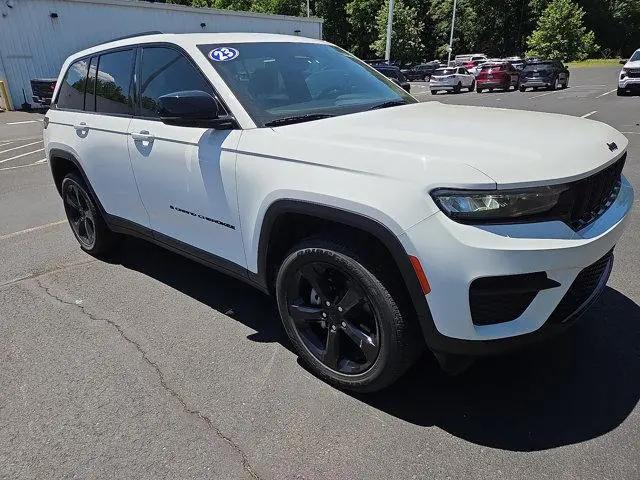 2023 Jeep Grand Cherokee Altitude 4x4 for sale in Hamburg, PA