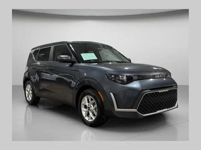 2025 Kia Soul LX for sale in Brookfield, WI