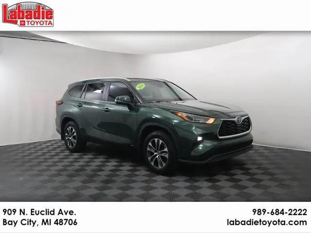 2024 Toyota Highlander Hybrid XLE for sale in Bay City, MI