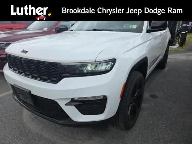 2023 Jeep Grand Cherokee Limited 4x4 for sale in Minneapolis, MN