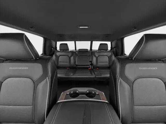 2026 Ram 1500 Laramie Crew Cab 4x4 5'7" Box
