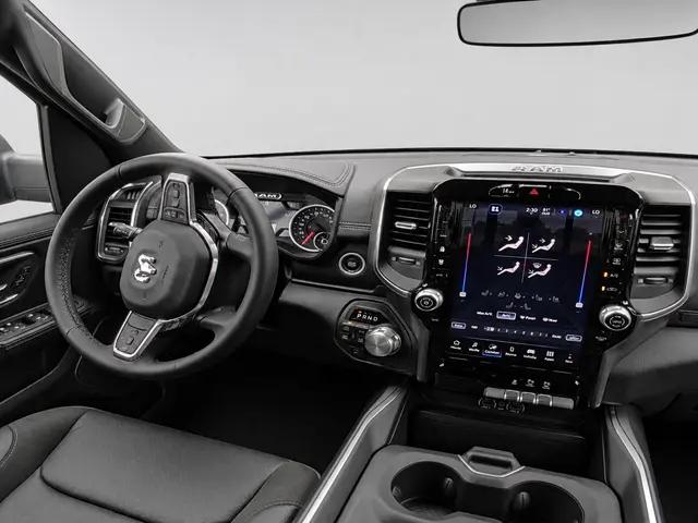 2026 Ram 1500 Laramie Crew Cab 4x4 5'7" Box