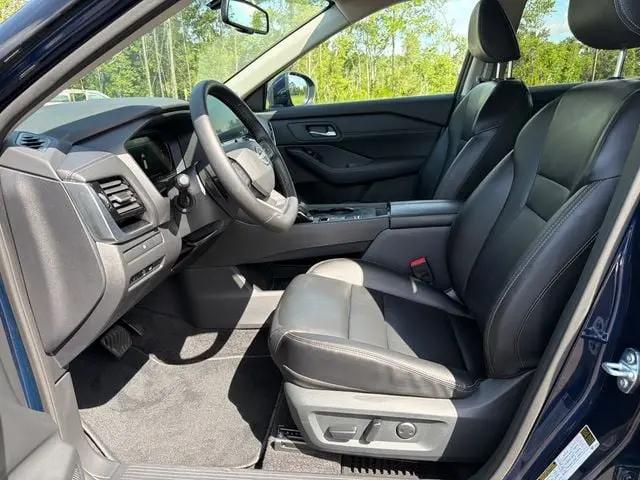 2026 Nissan Rogue SL