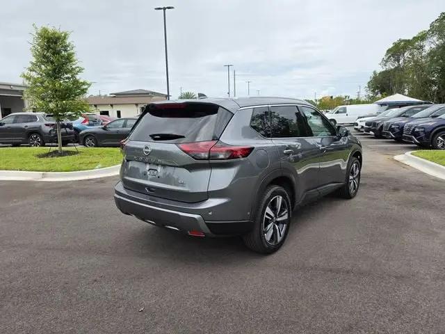 2026 Nissan Rogue SL