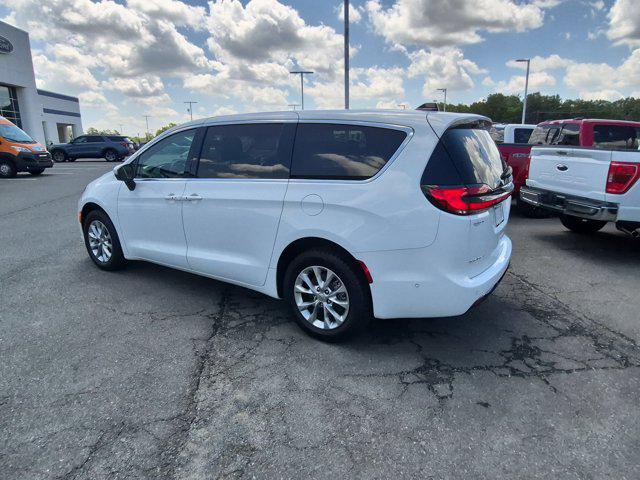 2023 Chrysler Pacifica Touring L AWD