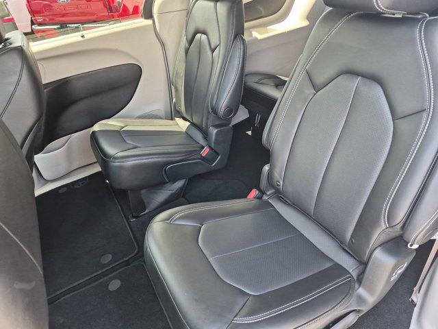 2023 Chrysler Pacifica Touring L AWD