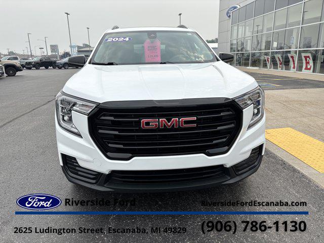 2024 GMC Terrain AWD SLE