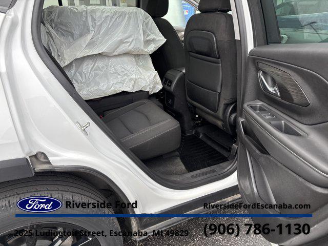 2024 GMC Terrain AWD SLE
