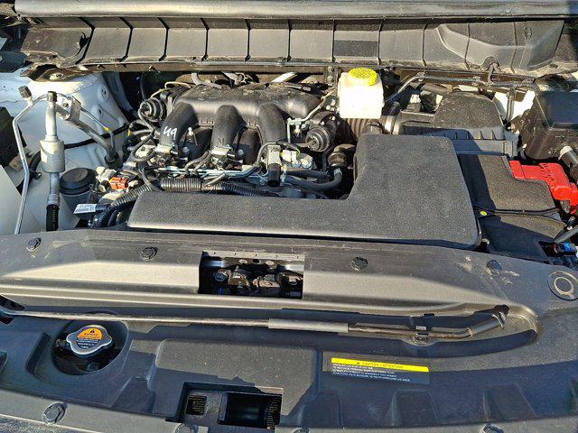 2025 Nissan Pathfinder SV 4WD