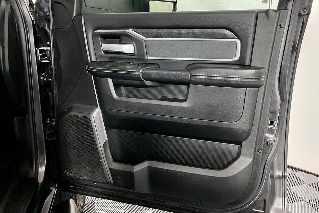 2021 Ram 3500 Big Horn Crew Cab 4x4 8' Box