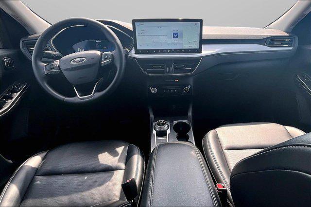 2025 Ford Escape Platinum