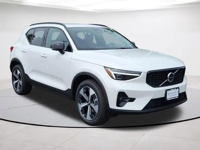 2026 Volvo XC40 Plus, B5 AWD Gas (mild hybrid), Dark for sale in Dulles, VA