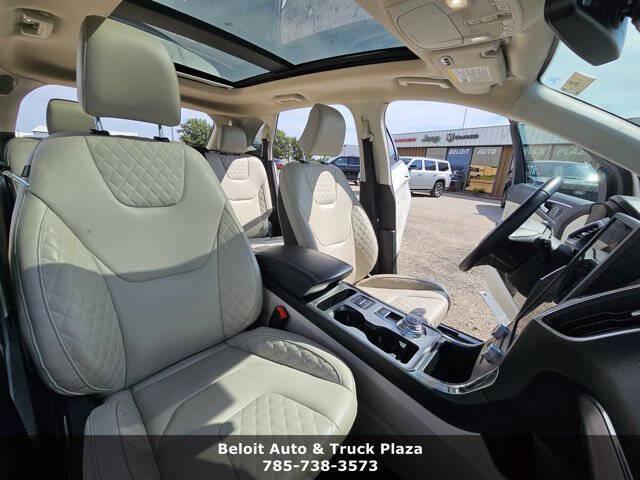 2024 Ford Edge Titanium