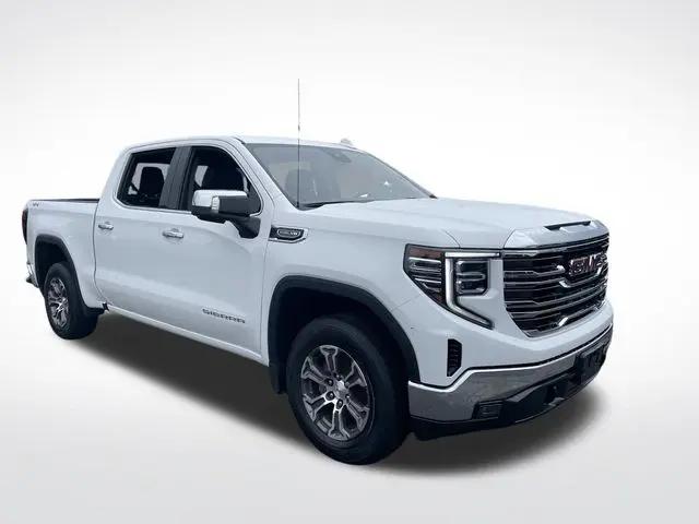2025 GMC Sierra 1500 4WD Crew Cab Short Box SLT