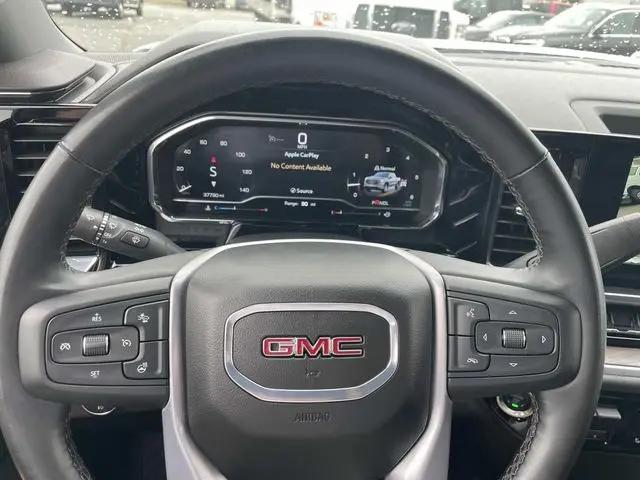 2025 GMC Sierra 1500 4WD Crew Cab Short Box SLT