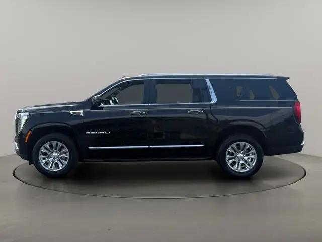 2025 GMC Yukon XL 4WD Denali