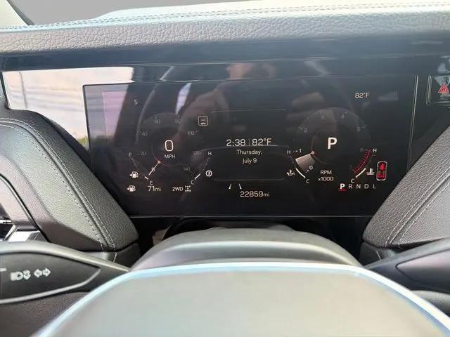 2025 GMC Yukon XL 4WD Denali
