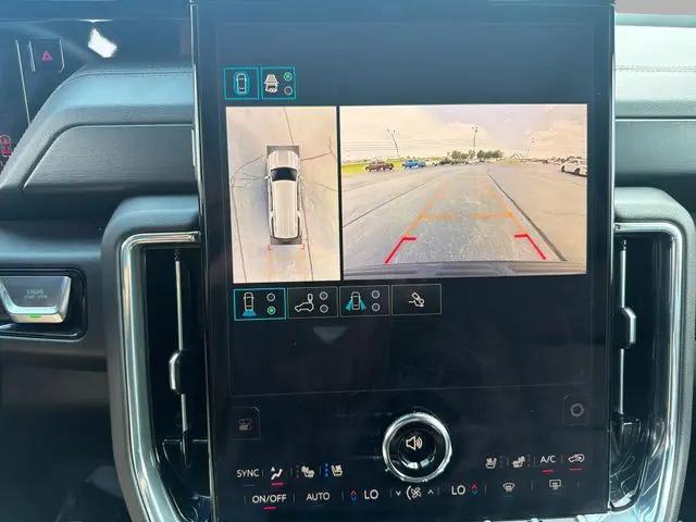 2025 GMC Yukon XL 4WD Denali