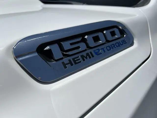 2023 Ram 1500 Big Horn Crew Cab 4x4 57 Box