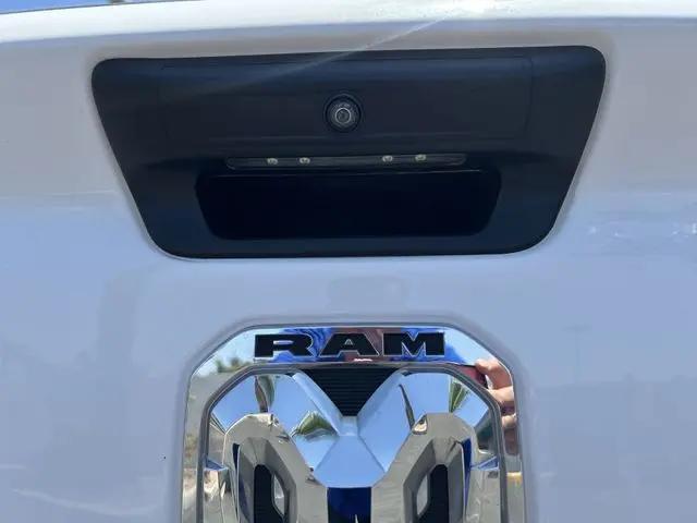 2023 Ram 1500 Big Horn Crew Cab 4x4 57 Box
