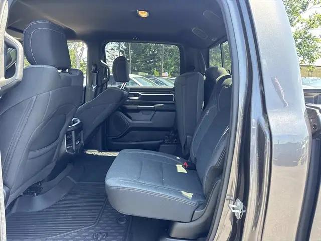 2023 Ram 1500 Big Horn Crew Cab 4x4 64 Box