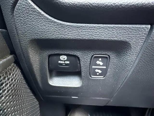 2023 Ram 1500 Big Horn Crew Cab 4x4 64 Box