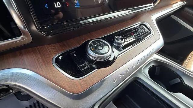 2026 Ford Expedition King Ranch