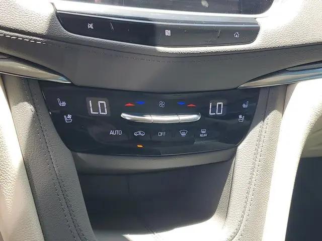 2021 Cadillac XT5 FWD Premium Luxury